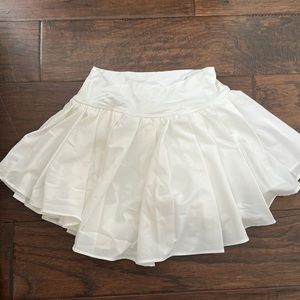 Aerie White Skirt